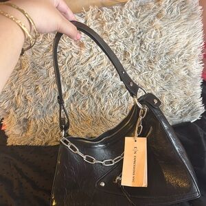 NWT EXPRESSIONS NYC BLACK VEGAN PURSE STACHEL BAG